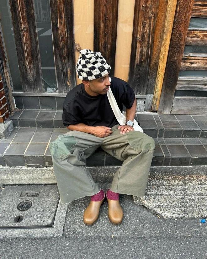 年无鞋带鞋履趋势解析越懒越时髦？2025(图24)