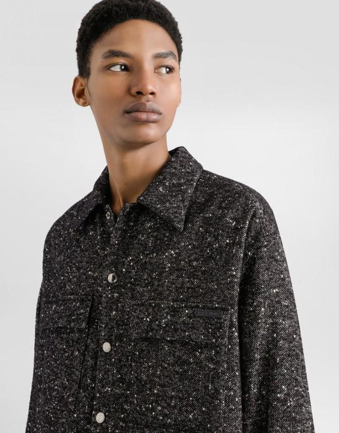 冬男装从 T 恤到运动鞋全覆盖DG意式格调不重样杜嘉班纳秋(图4) 冬男装从 T 恤到运动鞋全覆盖DG意式格调不重样杜嘉班纳秋(图4)