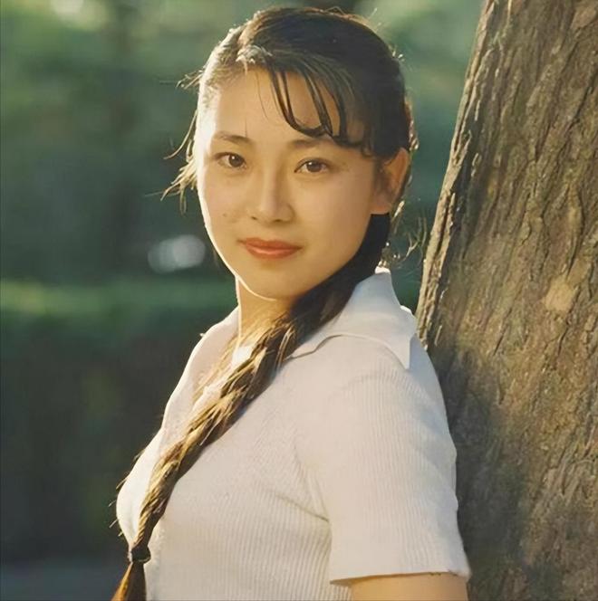 3岁利智的合照风光背后满是心酸不敢认！看了61岁李连杰和6(图11)