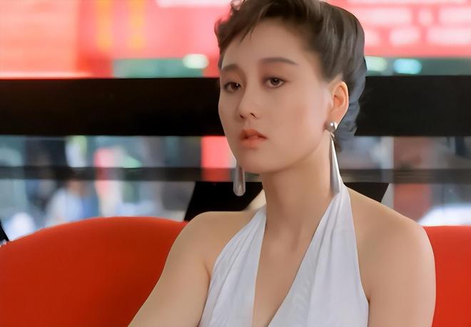 3岁利智的合照风光背后满是心酸不敢认！看了61岁李连杰和6(图17)